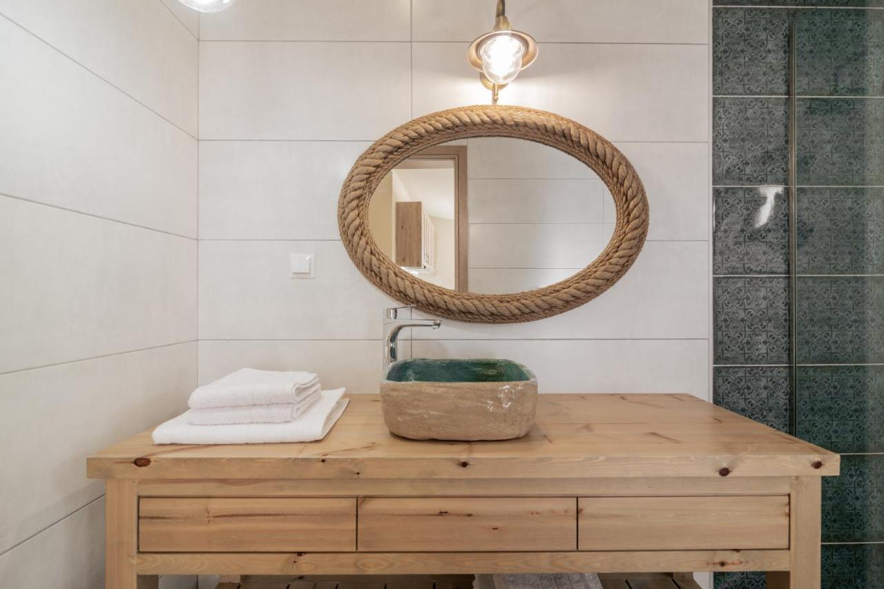 Milk And Honey Residence Romírion Esterno foto